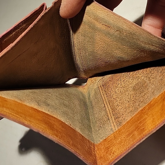 ECHT O PRYM Hand Tooled Leather Bi Fold Wallet Rich Brown Tone. Vintage - Picture 5 of 8